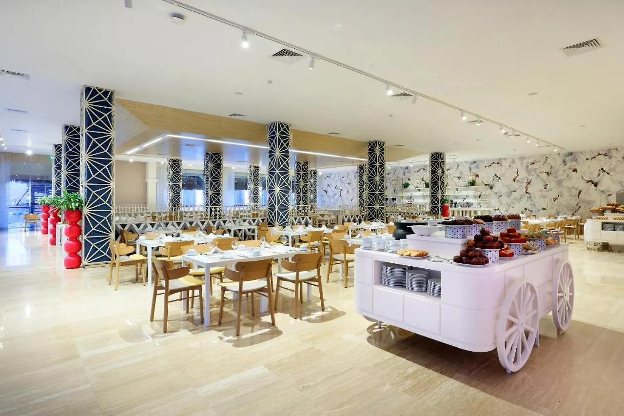Family Selection At Grand Palladium Kantenah Resort & Spa Akumal 5*,  Mexico