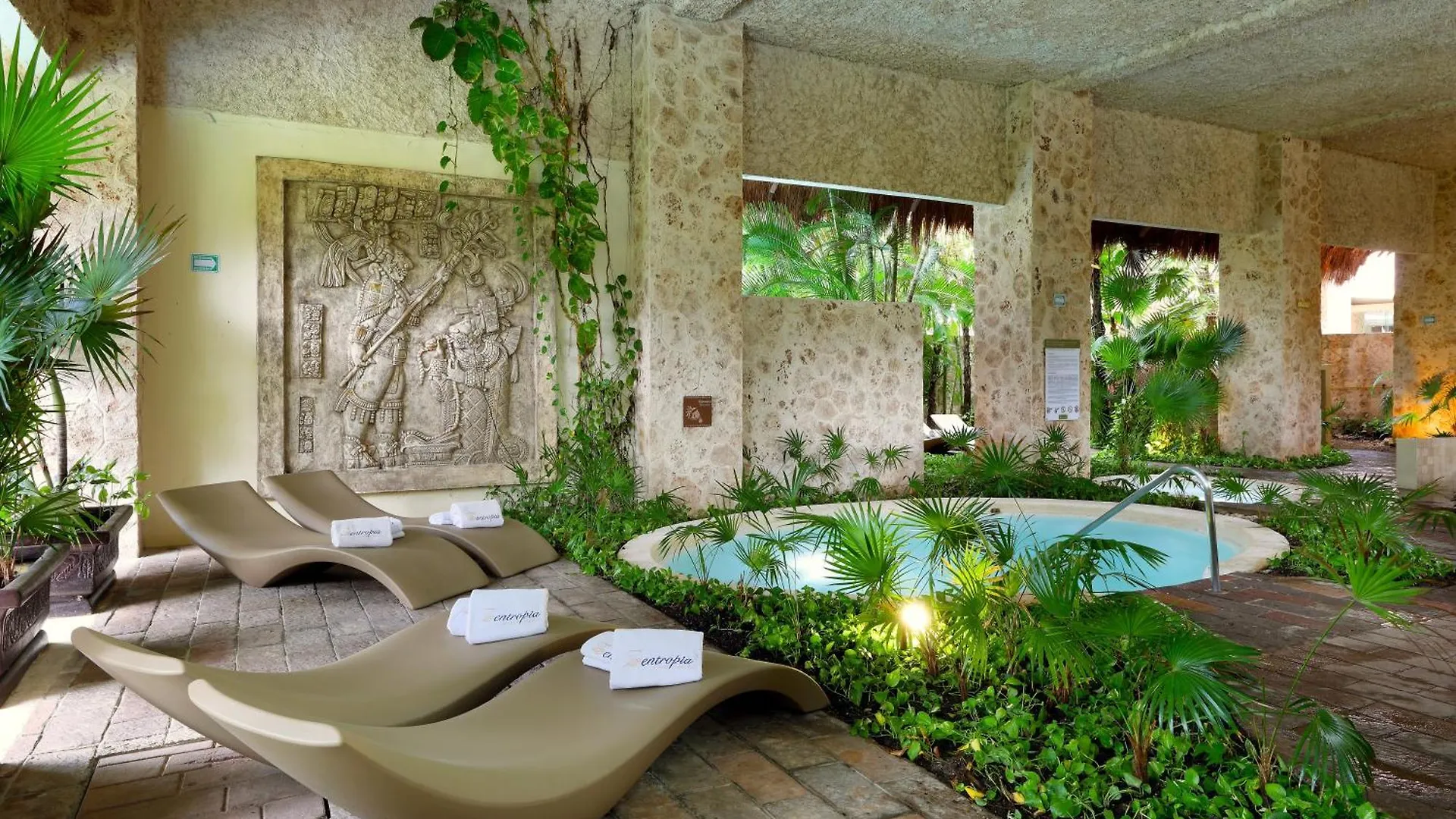 Family Selection At Grand Palladium Kantenah Resort & Spa Akumal Mexico